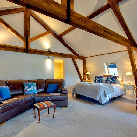 Central Studio Suite - Modern Stay With Free Wifi Stamford Eksteriør bilde
